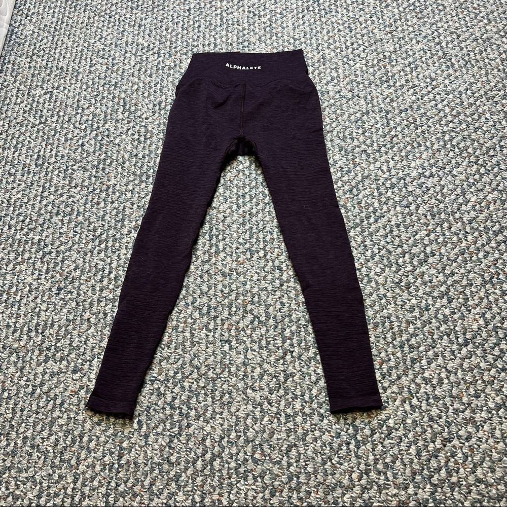 Alphalete Purple Cropped Leggings Womens Size small